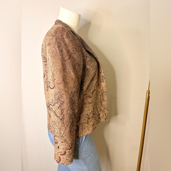 Harve Benard Brown Cropped Blazer with Snakeskin Print - Picture 5 of 12